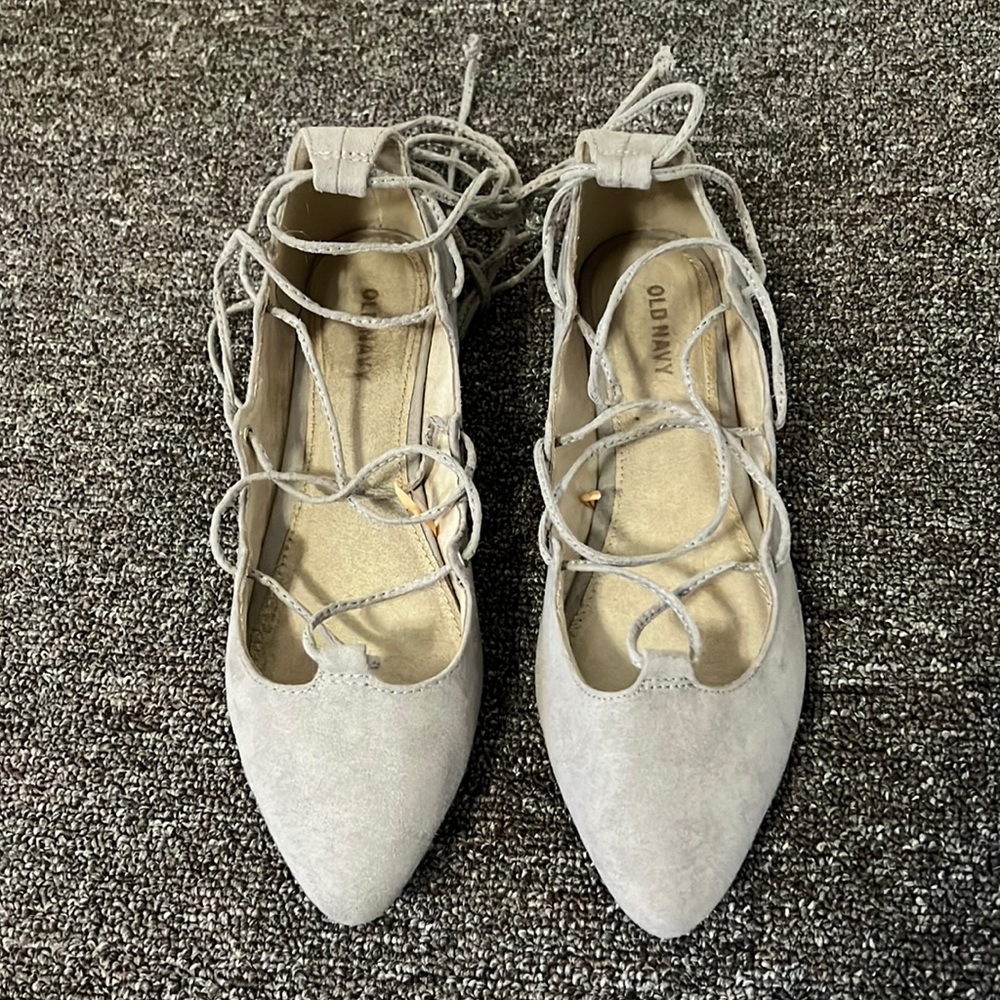 Lace up Pointy Flats